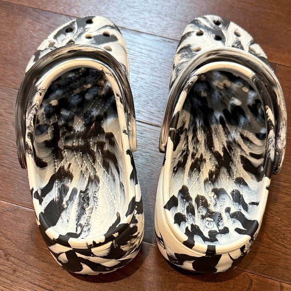 Zebra Print Platform Clogs - Picture 3 of 4